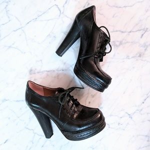 BCBG Oxford Heels